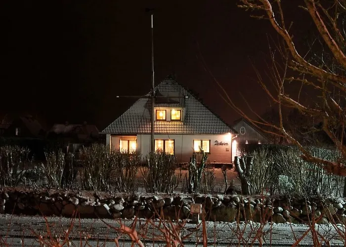 Haus Daheim Apartamento Utersum